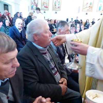 4 mai: Ploscuţeni: Ziua bolnavilor