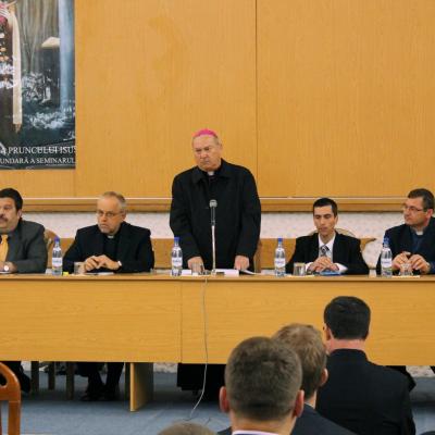 8 mai: Iaşi: Curajul de a te opune. Rolul Bisericii Catolice la căderea comunismului în Europa de Est