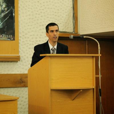 8 mai: Iaşi: Curajul de a te opune. Rolul Bisericii Catolice la căderea comunismului în Europa de Est