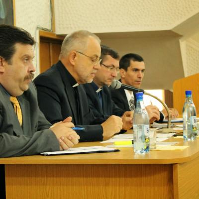 8 mai: Iaşi: Curajul de a te opune. Rolul Bisericii Catolice la căderea comunismului în Europa de Est
