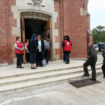 10 mai: Pelerinajul bolnavilor la sanctuarul marian de la Cacica