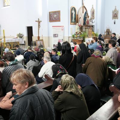 10 mai: Pelerinajul bolnavilor la sanctuarul marian de la Cacica