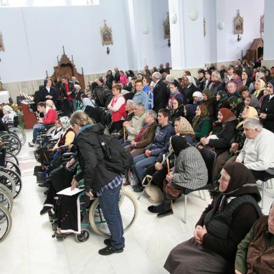 10 mai: Pelerinajul bolnavilor la sanctuarul marian de la Cacica
