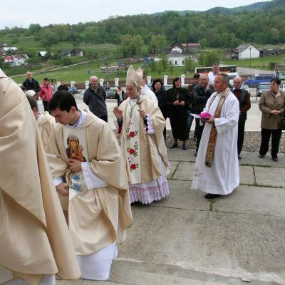10 mai: Pelerinajul bolnavilor la sanctuarul marian de la Cacica