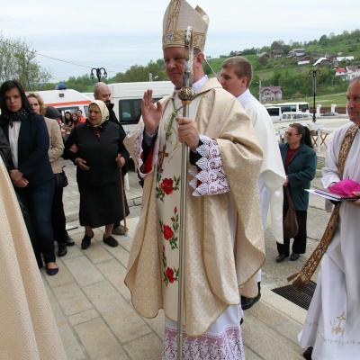 10 mai: Pelerinajul bolnavilor la sanctuarul marian de la Cacica