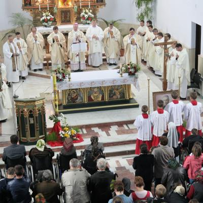 10 mai: Pelerinajul bolnavilor la sanctuarul marian de la Cacica
