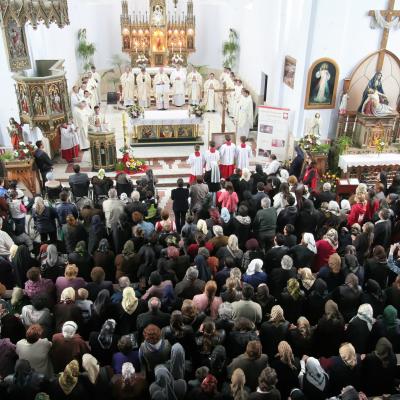 10 mai: Pelerinajul bolnavilor la sanctuarul marian de la Cacica
