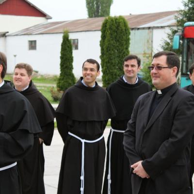 10 mai: Roman: Întâlnirea anuală dintre seminariştii diecezani şi cei franciscani la Roman