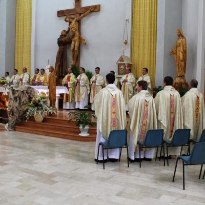 10 mai: Roman: Întâlnirea anuală dintre seminariştii diecezani şi cei franciscani la Roman