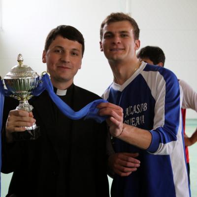 10 mai: Roman: Întâlnirea anuală dintre seminariştii diecezani şi cei franciscani la Roman