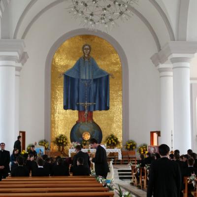 10 mai: Roman: Întâlnirea anuală dintre seminariştii diecezani şi cei franciscani la Roman