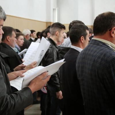 10 mai: Roman: Repetiţia generală a corului care va anima Liturghia de beatificare a episcopului martir Anton Durcovici