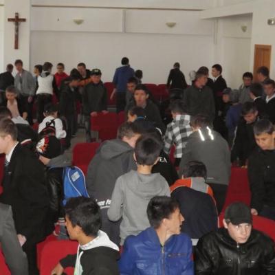10 mai: Campus vocaţional pentru ministranţi