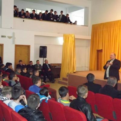 10 mai: Campus vocaţional pentru ministranţi
