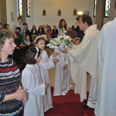 11 mai: Ladispoli: Prima Sfântă Împărtăşanie