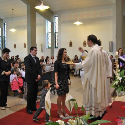 11 mai: Ladispoli: Prima Sfântă Împărtăşanie