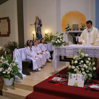 11 mai: Ladispoli: Prima Sfântă Împărtăşanie