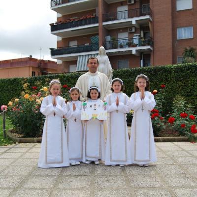 11 mai: Ladispoli: Prima Sfântă Împărtăşanie