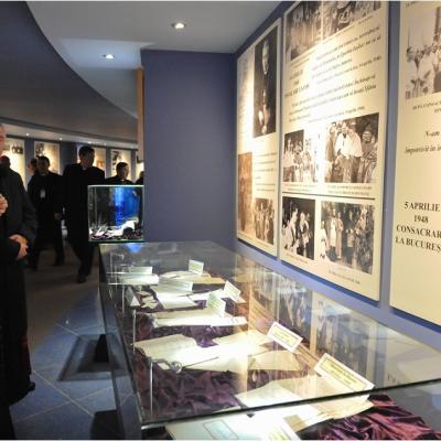 11 mai: Iaşi: Sfinţirea memorialului dedicat episcopului martir Anton Durcovici