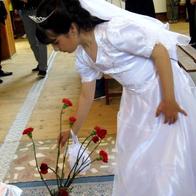 11 mai: Pârgăreşti: Prima Împărtăşanie