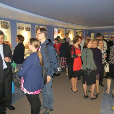 11 mai: Iaşi: Sfinţirea memorialului dedicat episcopului martir Anton Durcovici