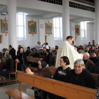 13 mai: Huşi: Ziua Bolnavului în Parohia "Sfântul Anton de Padova"