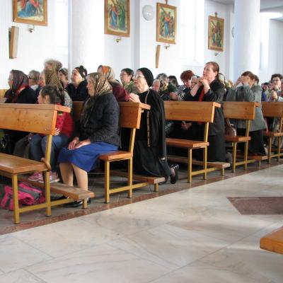 13 mai: Huşi: Ziua Bolnavului în Parohia "Sfântul Anton de Padova"