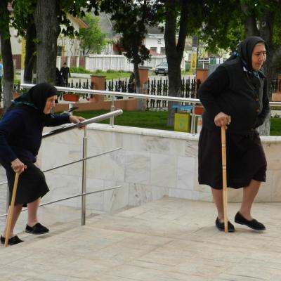 13 mai: Iugani: Ziua Bolnavului