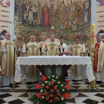 24 mai: Participare la hramul catedralei din Chisinau