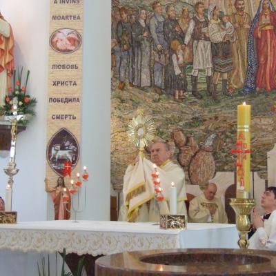 24 mai: Participare la hramul catedralei din Chisinau