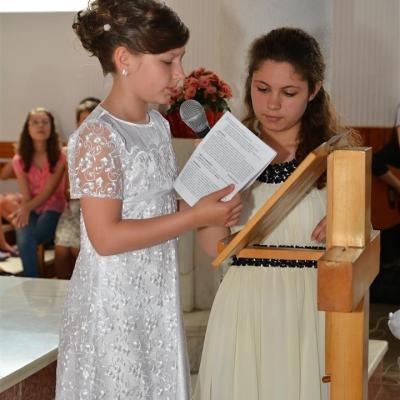 25 mai: Huşi "Sfântul Anton de Padova": Prima Sfântă Împărtăşanie a copiilor