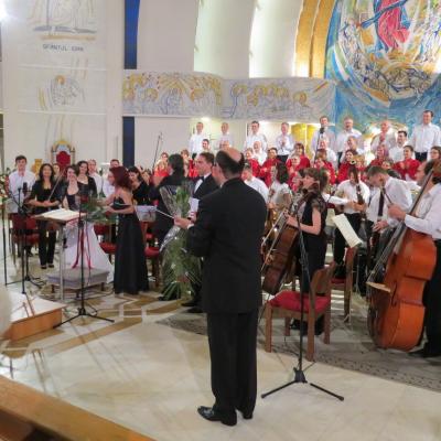 25 mai: Iaşi: Concert vocal-simfonic de muzică sacră