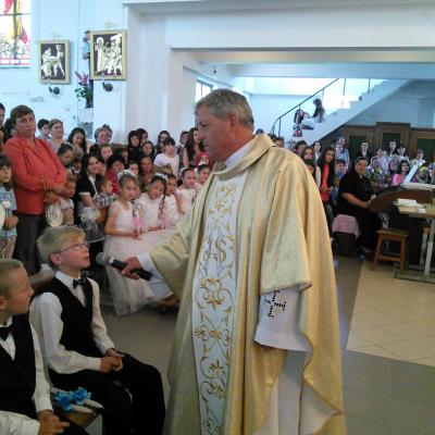 25 mai: Cleja "Sfântul Francisc": Prima Împărtăşanie
