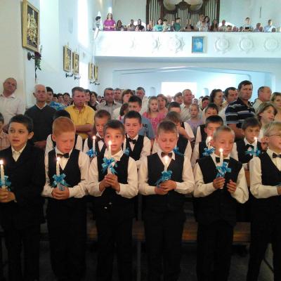 25 mai: Cleja "Sfântul Francisc": Prima Împărtăşanie