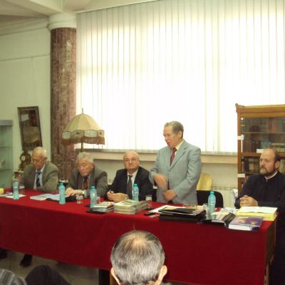 30 mai: Bacău: Sesiunea naţională de comunicări ştiinţifice "Arhivele şi istoria"