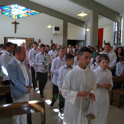 1 iunie: Ladispoli: Primirea sacramentului Mirului