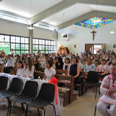 1 iunie: Ladispoli: Primirea sacramentului Mirului