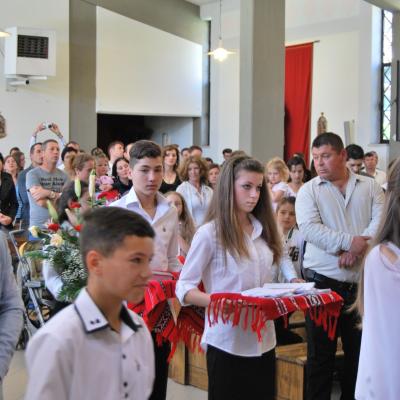1 iunie: Ladispoli: Primirea sacramentului Mirului