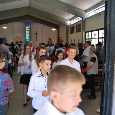 1 iunie: Ladispoli: Primirea sacramentului Mirului