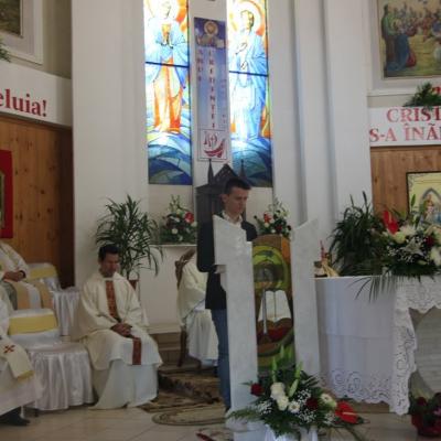 1 iunie: Moineşti: Sărbătoarea hramului şi prezentarea Bibliei
