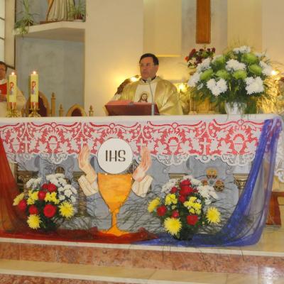 1 iunie: Răducăneni: 32 de copii au primit Prima Sfântă Împărtăşanie