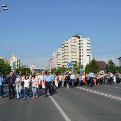 7 iunie: Bacău - Baraţi: Procesiune în vigilia Rusaliilor