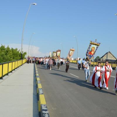 7 iunie: Bacău - Baraţi: Procesiune în vigilia Rusaliilor