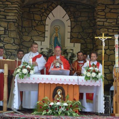 7 iunie: Bacău - Baraţi: Procesiune în vigilia Rusaliilor