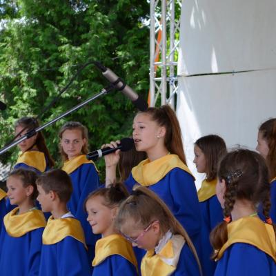 7 iunie: Valea Mare: Sărbătoarea Copiilor "Cu Isus sunt fericit!"