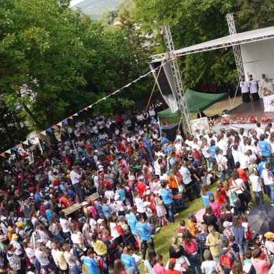 7 iunie: Valea Mare: Sărbătoarea Copiilor "Cu Isus sunt fericit!"