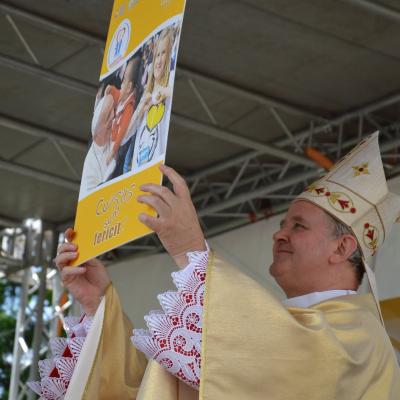 7 iunie: Valea Mare: Sărbătoarea Copiilor "Cu Isus sunt fericit!"