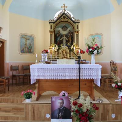 8 iunie: Sfinţirea bisericilor renovate din filialele Putna şi Clit