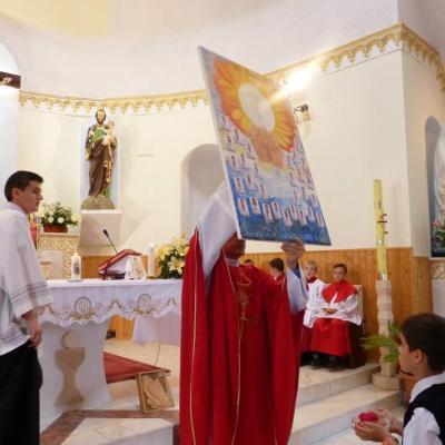 8 iunie: Ploscuţeni: Prima Împărtăşanie