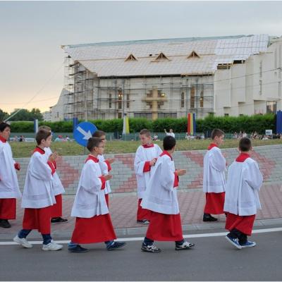 13 iunie: Iaşi ("Sfântul Anton"): Hramul parohiei.